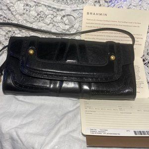 SOLD - Brahmin Angelina – Berkshire – EUC (black) magnet close